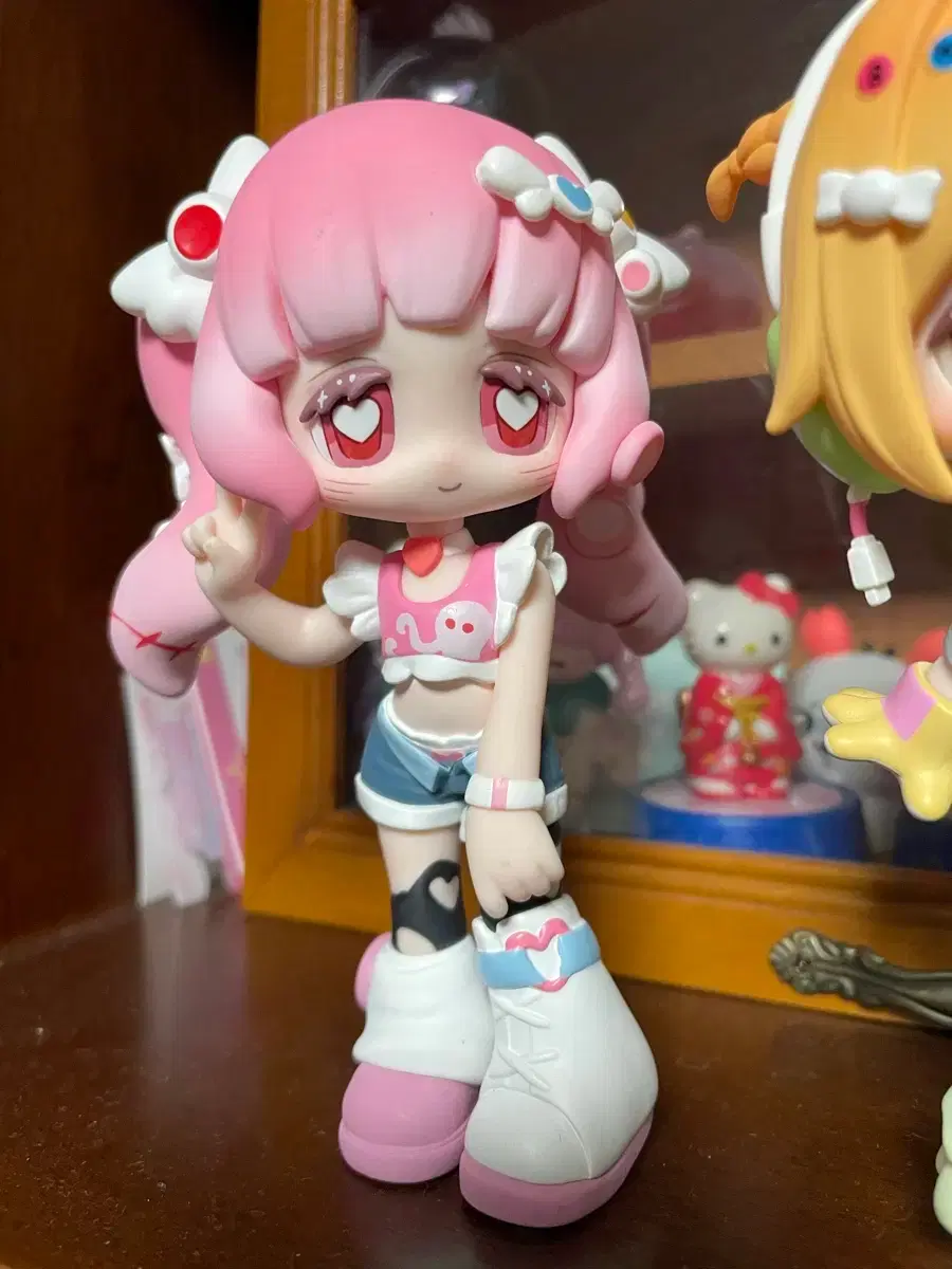 トミーズトミスポップマートフィギュア